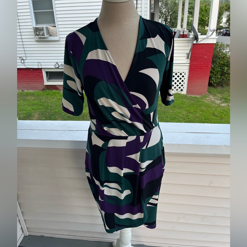 APT 9 Faux Wrap Dress M Purple Green Stretchy Business Wear Modern VGUC